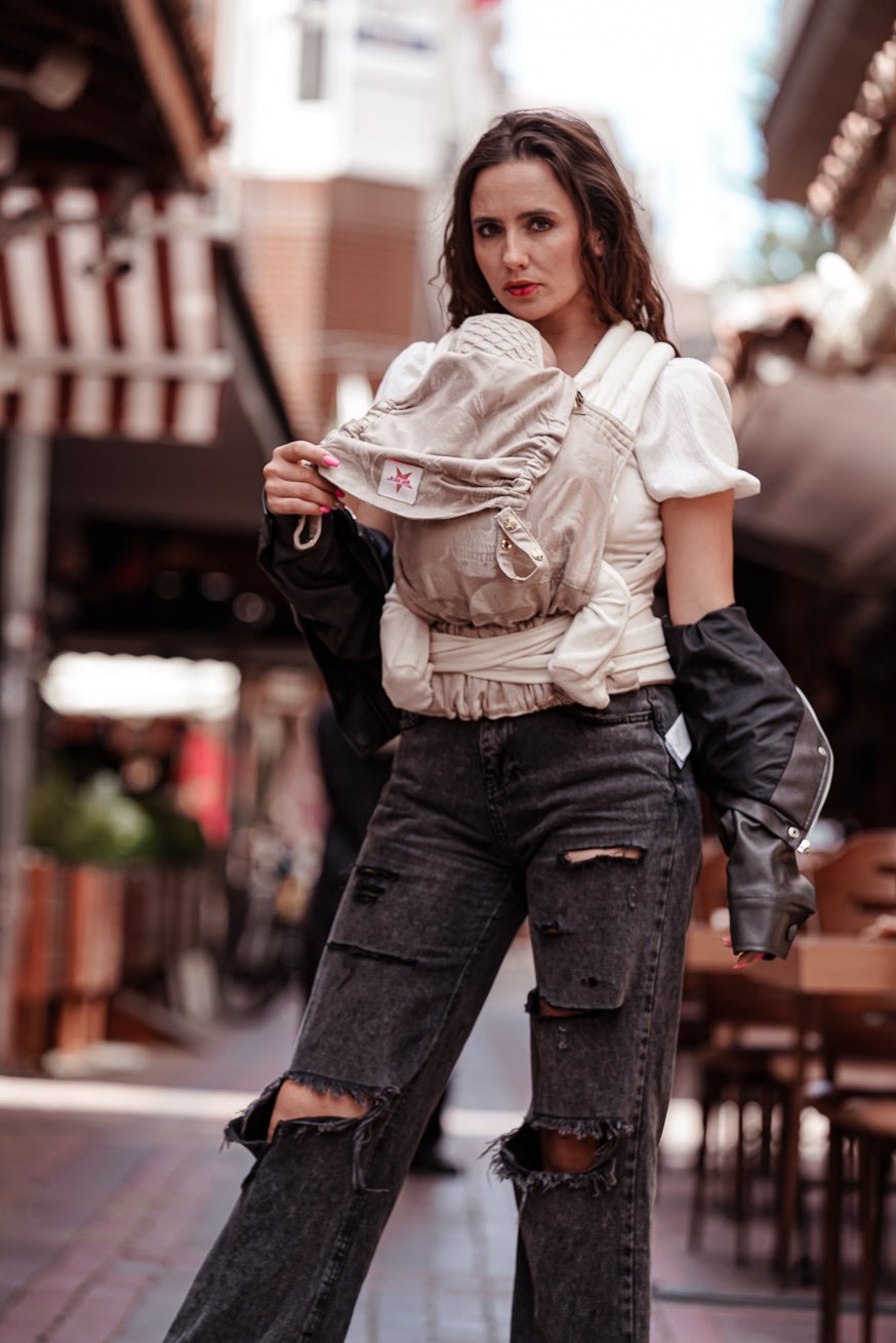 Baby Carrier TaiTai Silky Skulls - KOKADI