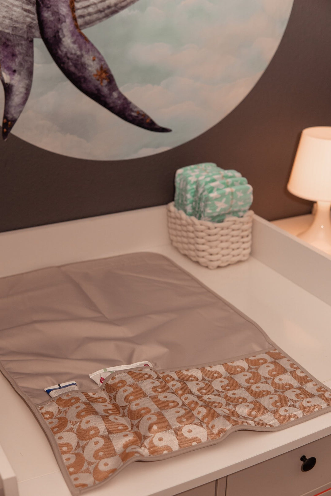 Changing mat Cleo loves Balance - KOKADI