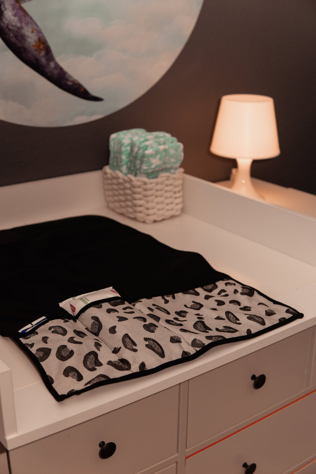 Changing mat Safari Monochrome - KOKADI